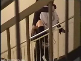 סקס בחדר המדרגות